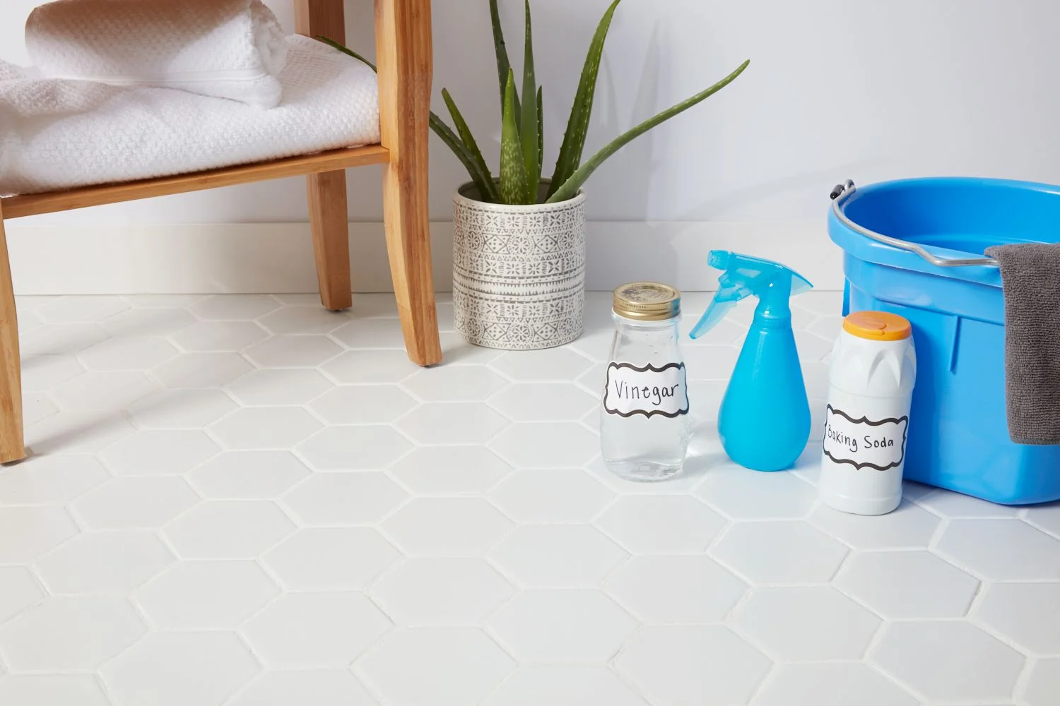 Choosing the Right Cleaner for Polished Porcelain Tiles